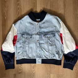 Levi’s Jean Jacket 