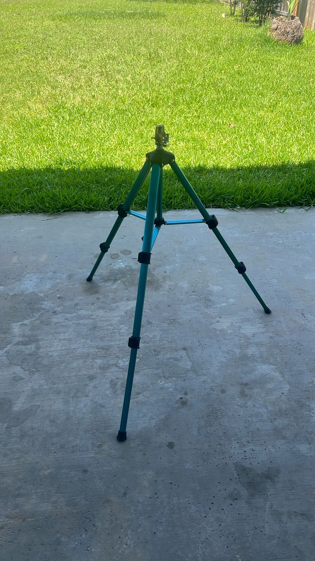 Garden Sprinkler Tripod
