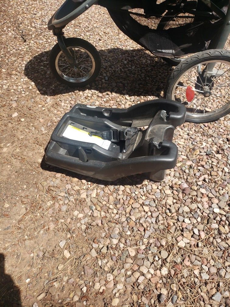 Graco Stroller, Car Seat, And Car Base Combo