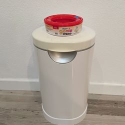 Diaper Genie With Refill 