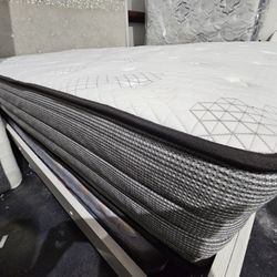 New KING 10 INCH Plush Hybrid Mattress