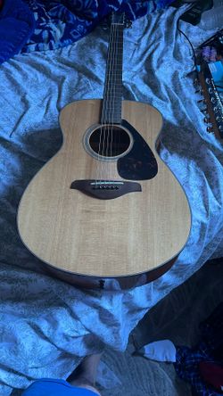 Yamaha acoustic guitar