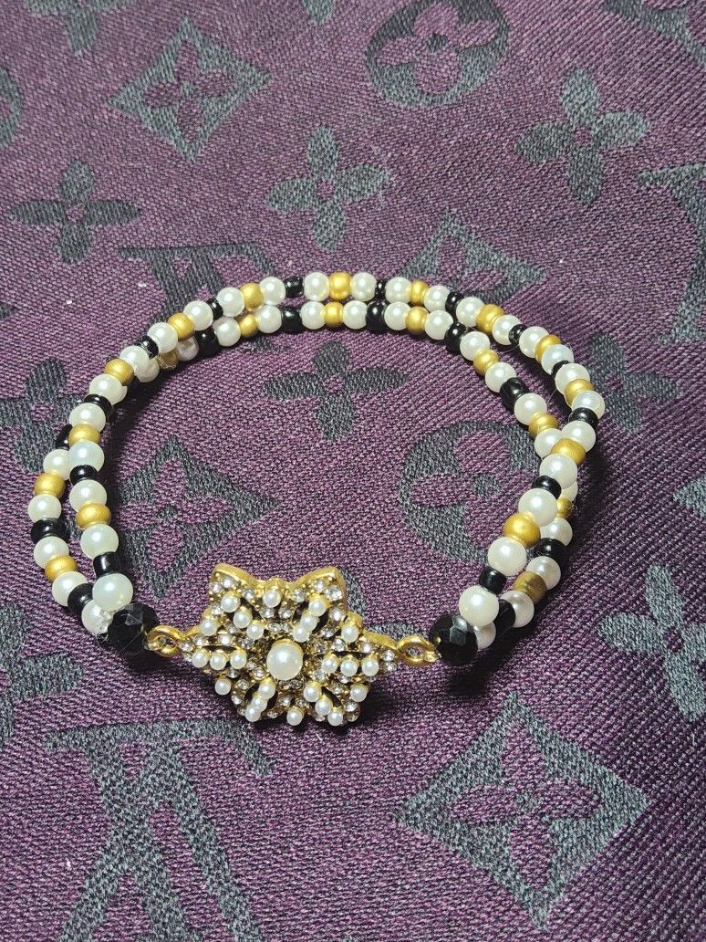 Big Charm Gold-plated White & Black & Gold Beads Bracelet 