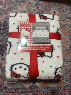 Xmas Hello Kitty Comforter Set