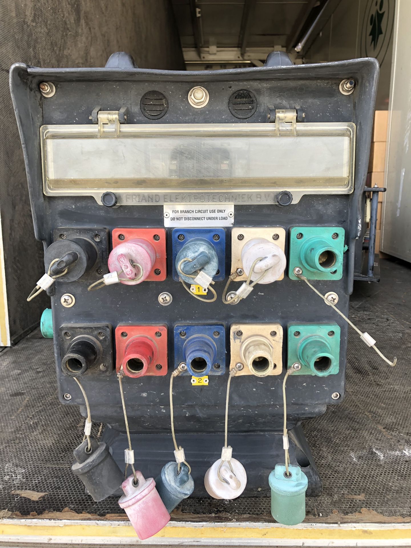 Kohler 400 Amp Cam-Type Breakout Box