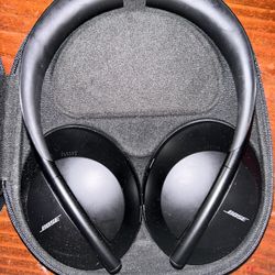 BOSE Noise Cancelling Headphones 700