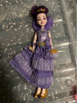 Mal doll isle of the lost / Collectors disney doll