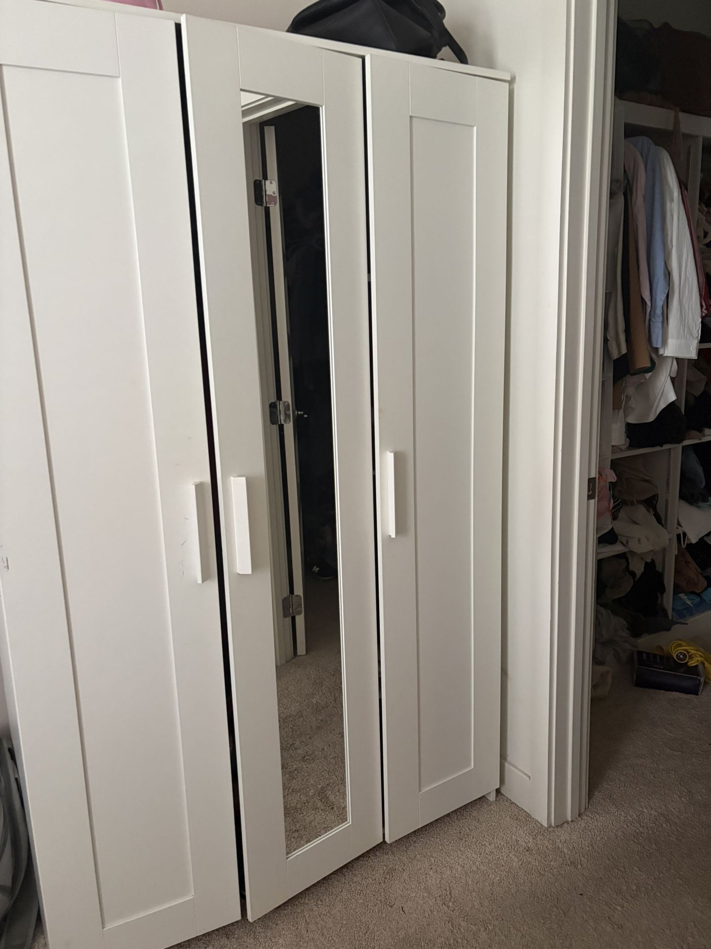 Wardrobe 