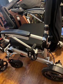 Electric wheel chair