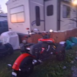 Front Wheel Trikes  With Title  Clean 