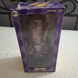 2005 Kobe Bryant Bobblehead Carl's Jr Upper Deck Collectible