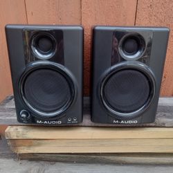 M - Audio AV30 Monitor Speaker Pair With Power Cable