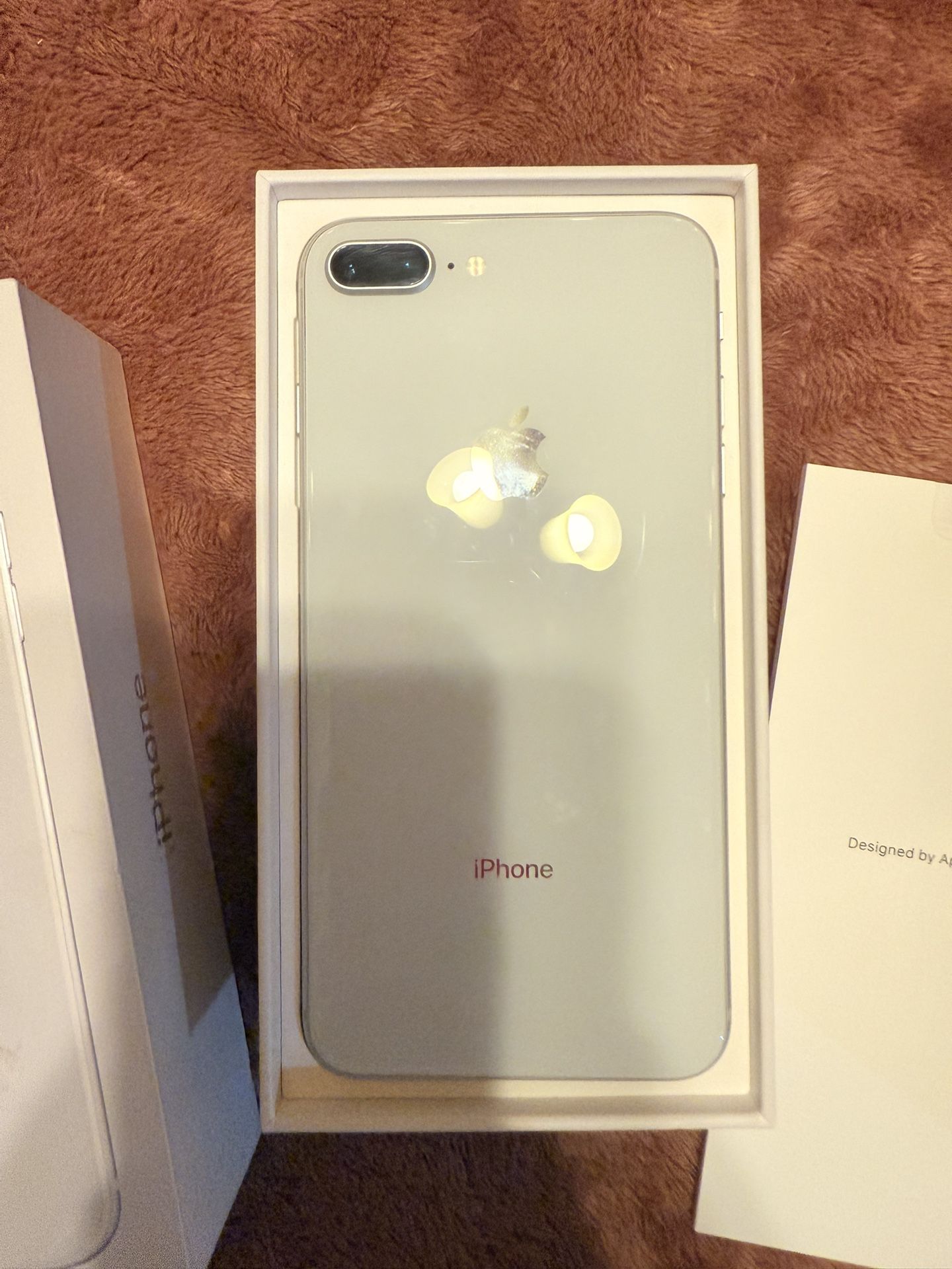 iPhone 8 Plus
