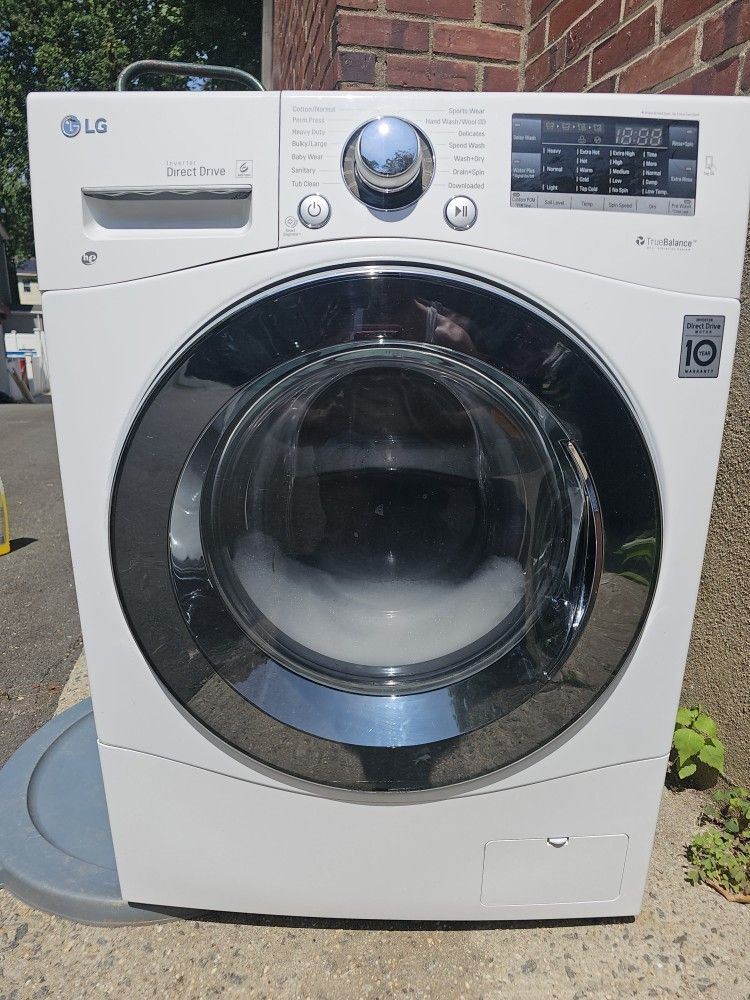 LG Washer & Dryer ALL IN ONE MACHINE
