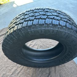 Toyo Open Country Tire LT265/70R17