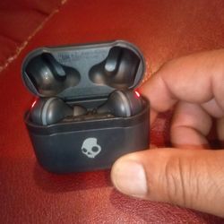 Skull Candy Wireless Ear Buds