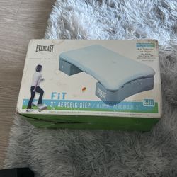 Wii Everlast Aerobics Step 3”