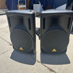 Behringer Eurolive B215XL 1000W 15 inch Passive Speakers