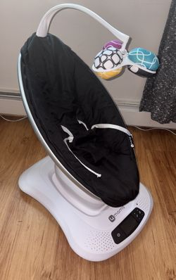 4moms MamaRoo Multi-Motion Baby Swing, Bluetooth: Black