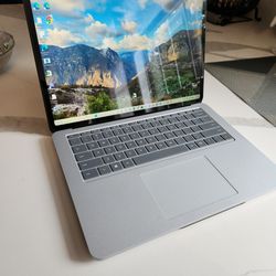 Surface Laptop Studio 