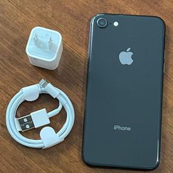 iPhone 8 , Unlocked  for all Company Carrier ,  Excellent Condition Like New 