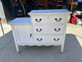 Vintage White Staggered Top Dresser with Side Cabinet