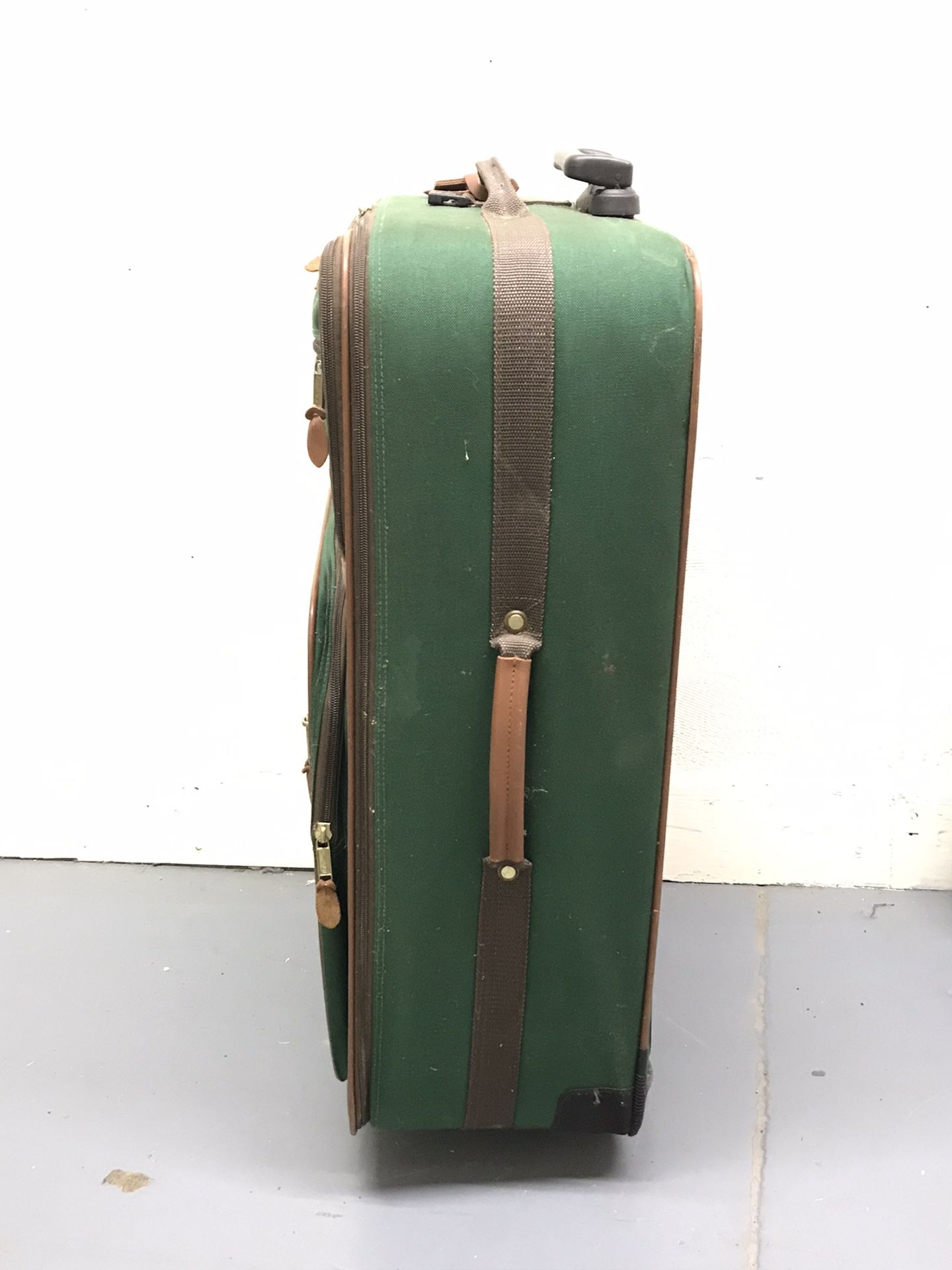 Travel Hanging Garment Bag for Sale in Alhambra, CA - OfferUp