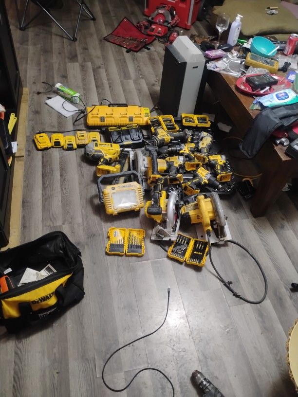 DeWalt Cordless Everything Some Equipment Nvr Used
