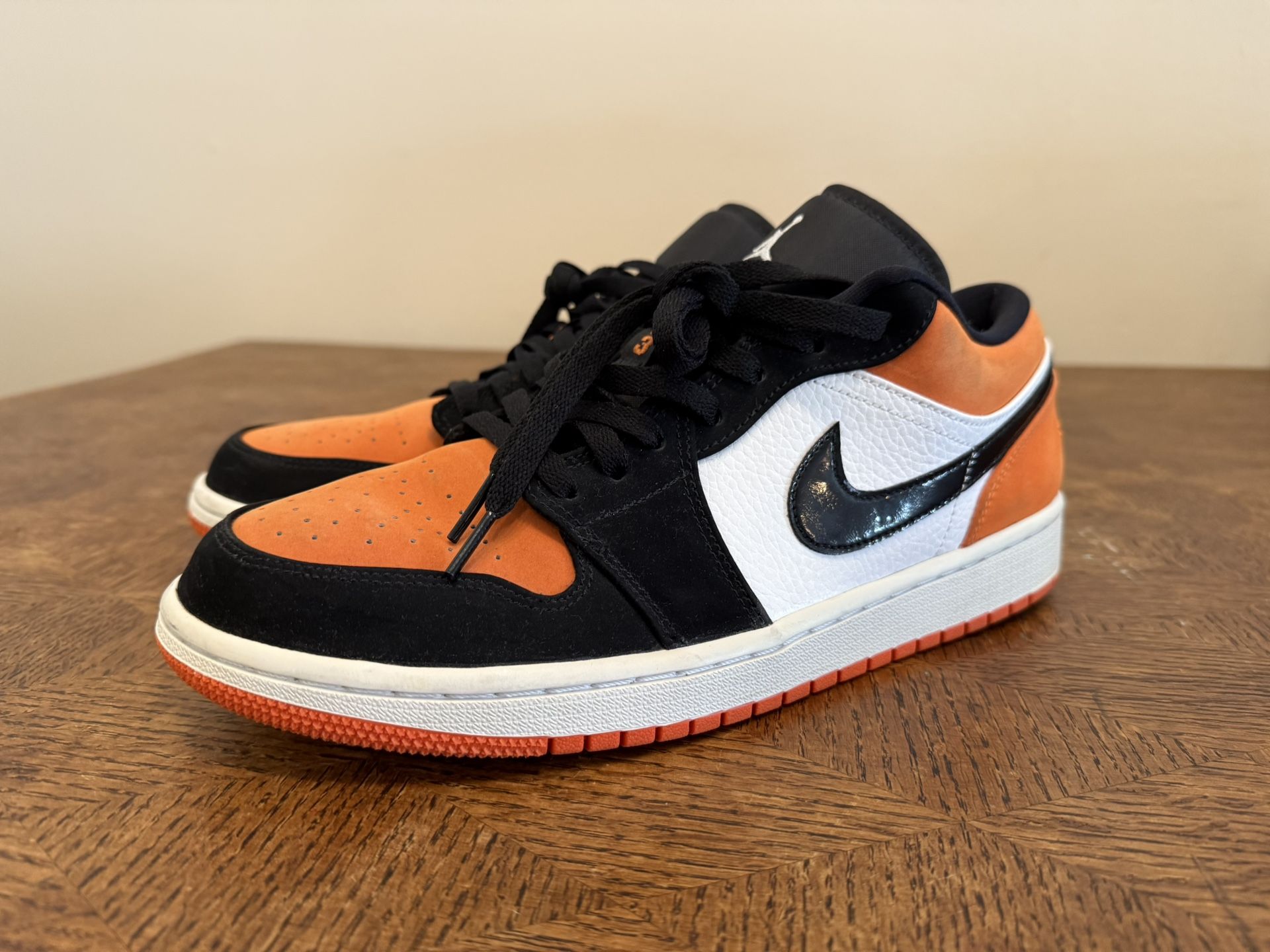 Air Jordan 1 Low Shattered Backboards