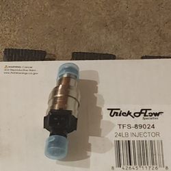 Bosch-style FORD, CHEVY Trickflow fuel injectors 25lbs/hr, set of 8 injectors.