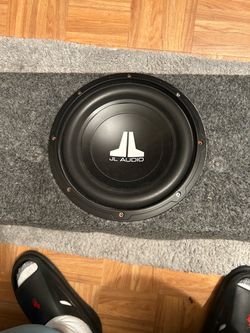 Jl audio 10 in carpet sealed box