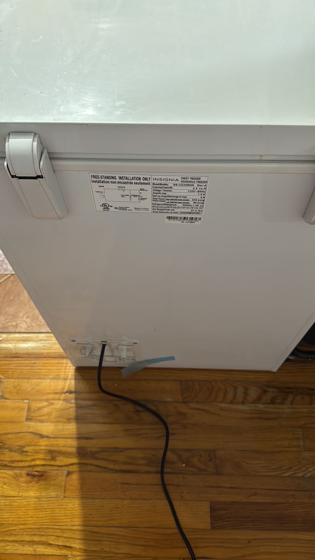 Insignia Compact Chest Freezer – Great Condition