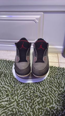 Air Jordan 3 Retro Sneakers