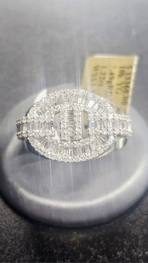 10k 7.5 Grams 1.22 TCW Diamond Ring