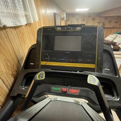 Live Strong Treadmill