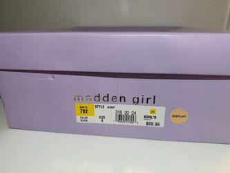 WOMEN BOOTS