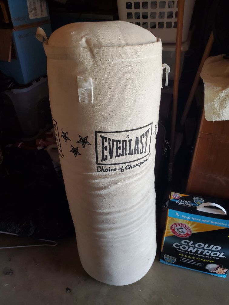 EverLast Choice of Champions Punching Bag