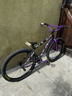 Purple camo SE bike