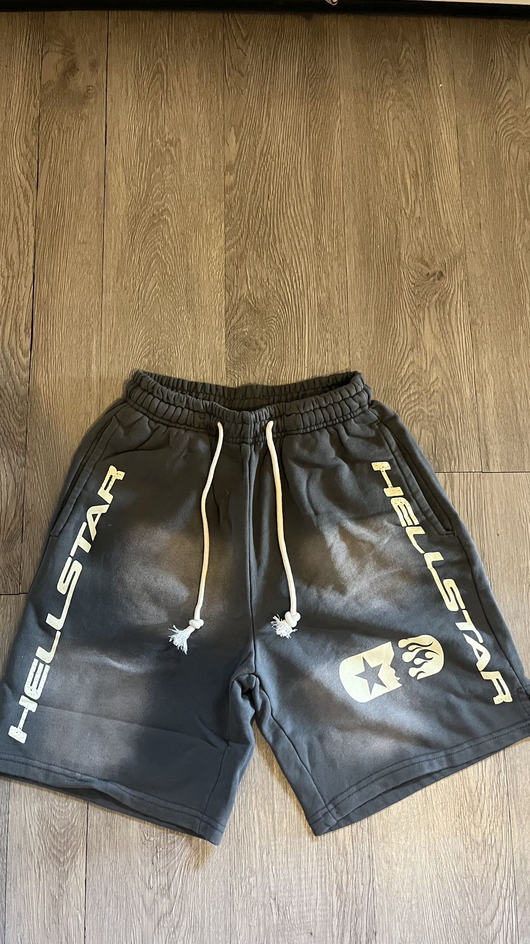 hellstar shorts and hoodie