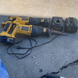2 18v Saw With Charger  Battery Not Strong