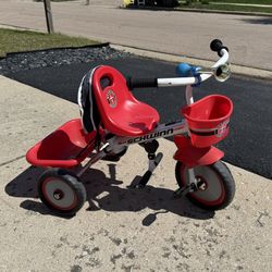 Schwinn Easy Steer Tricycle