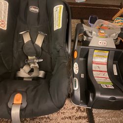 Chicco Infant  Car seat 