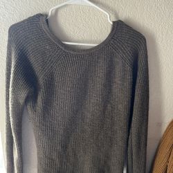 Cute Gray Shirt Size Médium