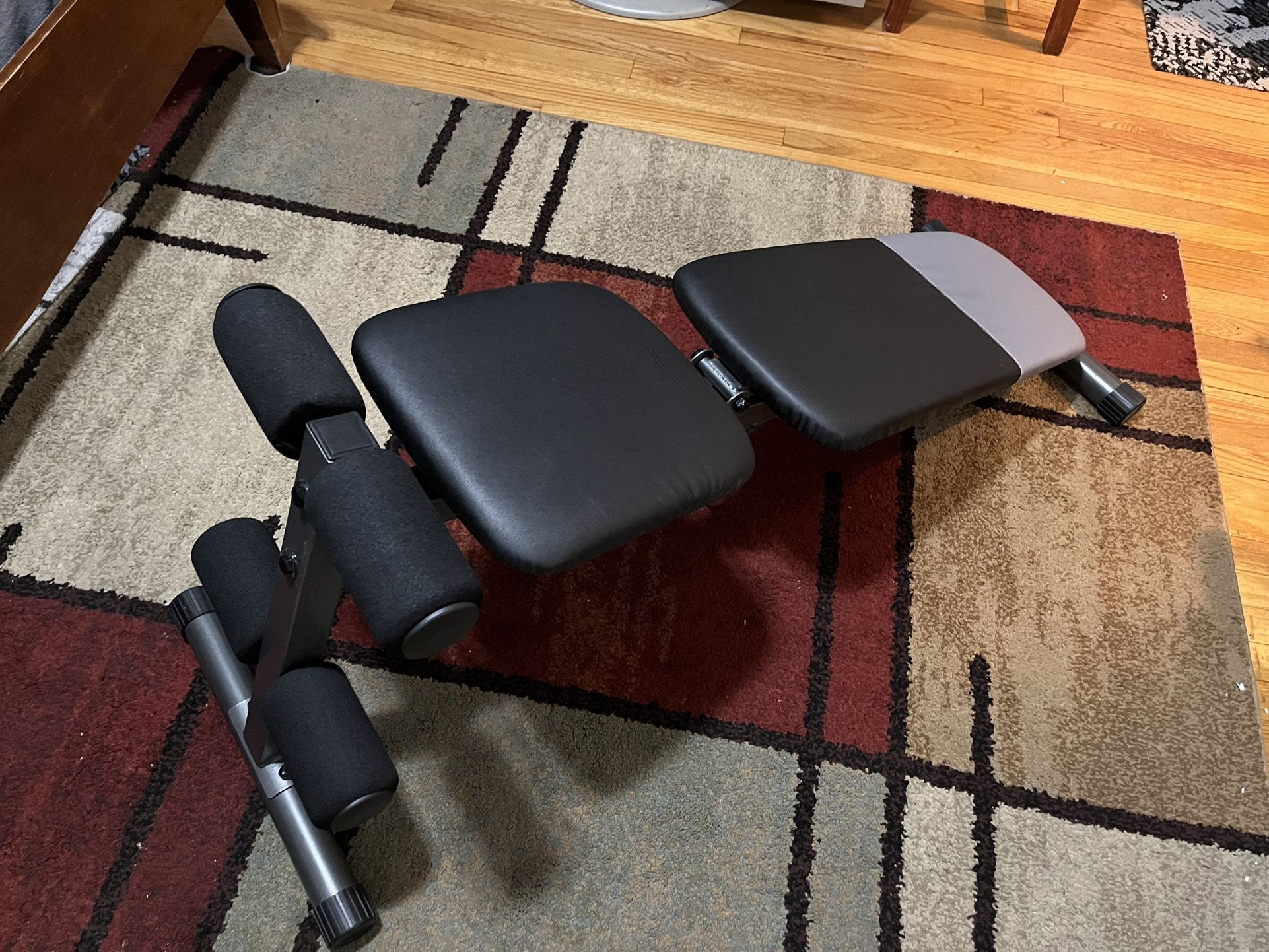 Weight Bench (adjustable)
