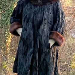 Ladies Vintage Coat (Mink) 