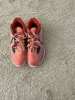Men’s kyrie hoop shoes