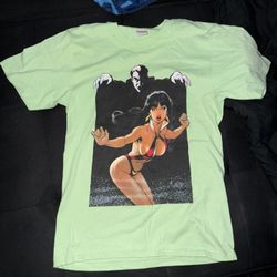Vampirella Supreme Tee Green (MEDIUM) 