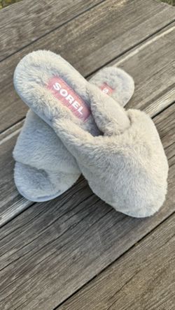 SOREL Go Mail Run Slippers Fur Slip On Women’s Size 8,color gray,
