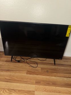 24’ Smart Tv with remote
