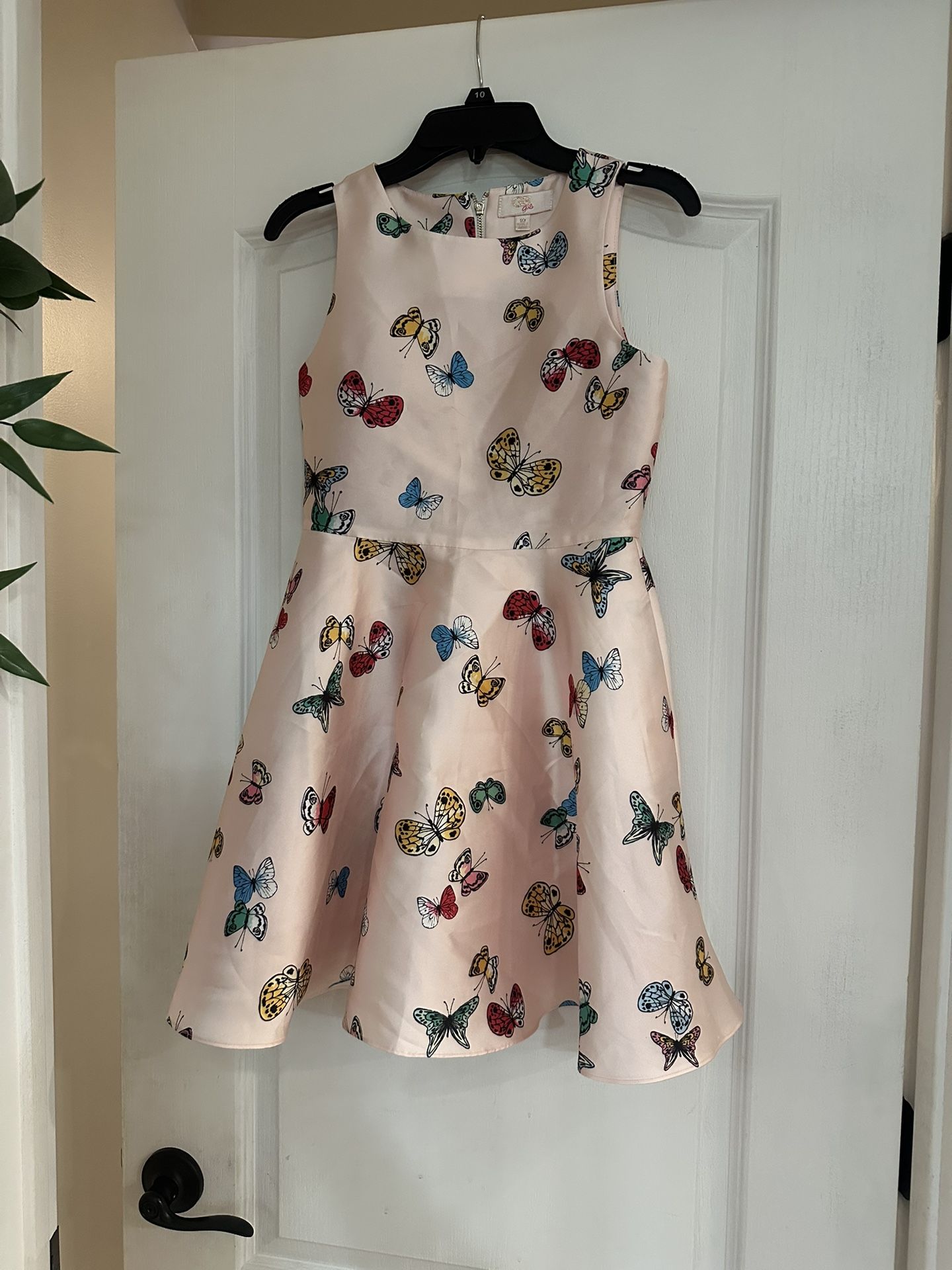 Beautiful Girls Dress Size 10 - Pink Dress With Butterfly’s And Back Zipper - Nice Material